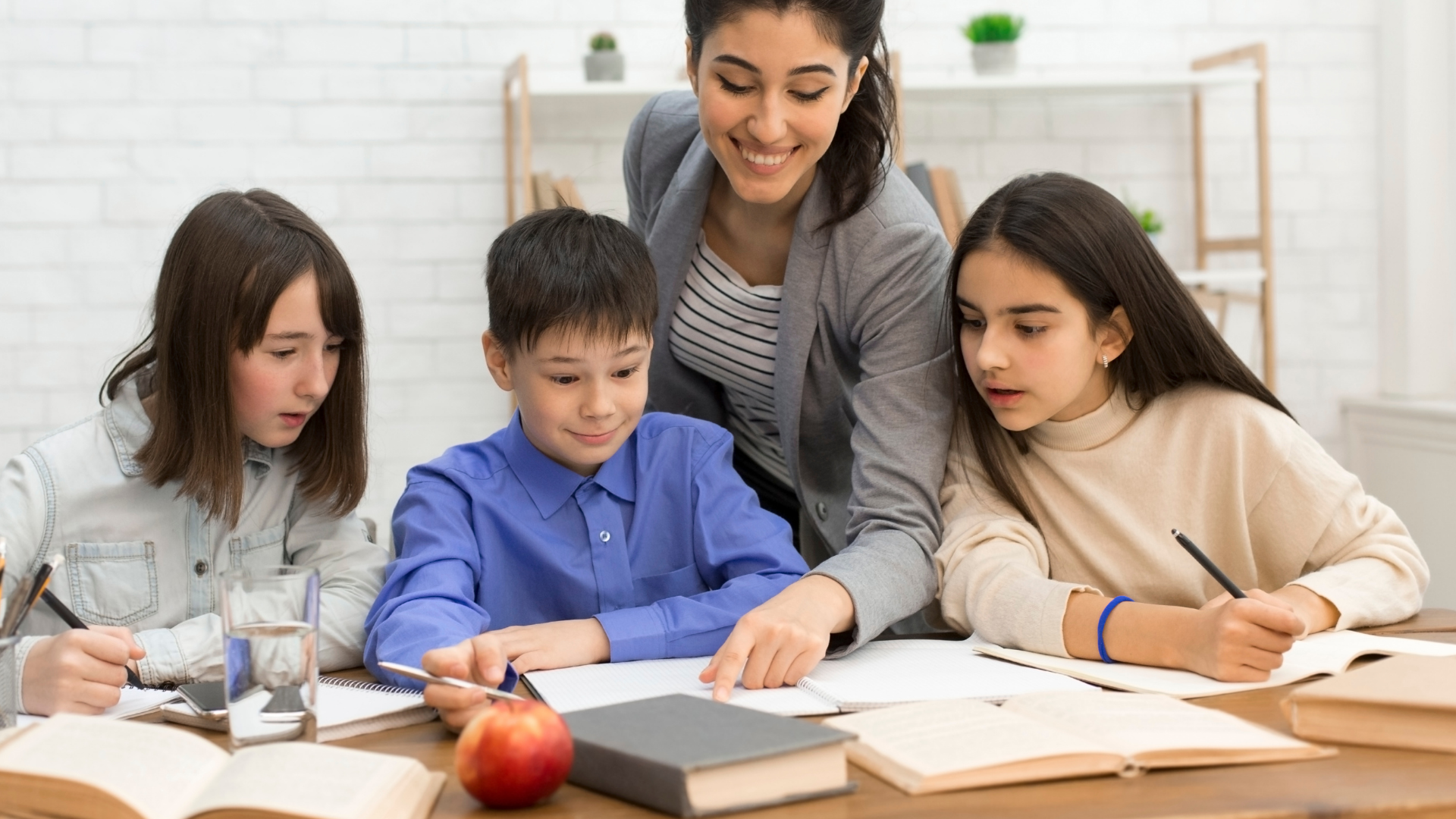 Basic Grammar to Start Learning English for Kids: Essential Rules and Examples | خردبنیان